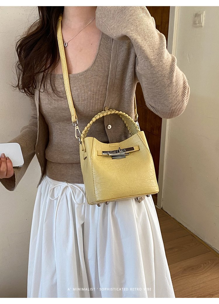 Custom Womens Fashion Bag for Retail Sourcing – SS-96915 — 24