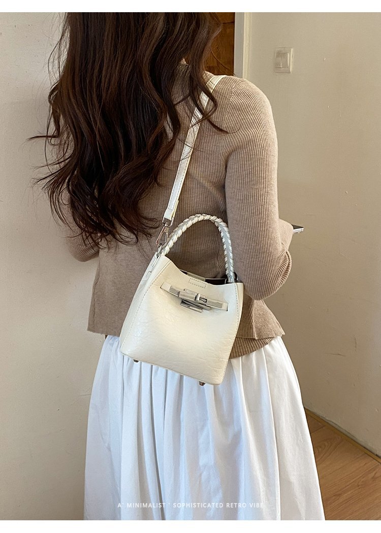 Custom Womens Fashion Bag for Retail Sourcing – SS-96915 — 28