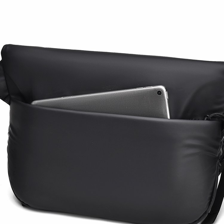 OEM Mens Messenger Bag for Private Label Supply — 10
