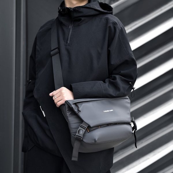 OEM Mens Messenger Bag for Private Label Supply