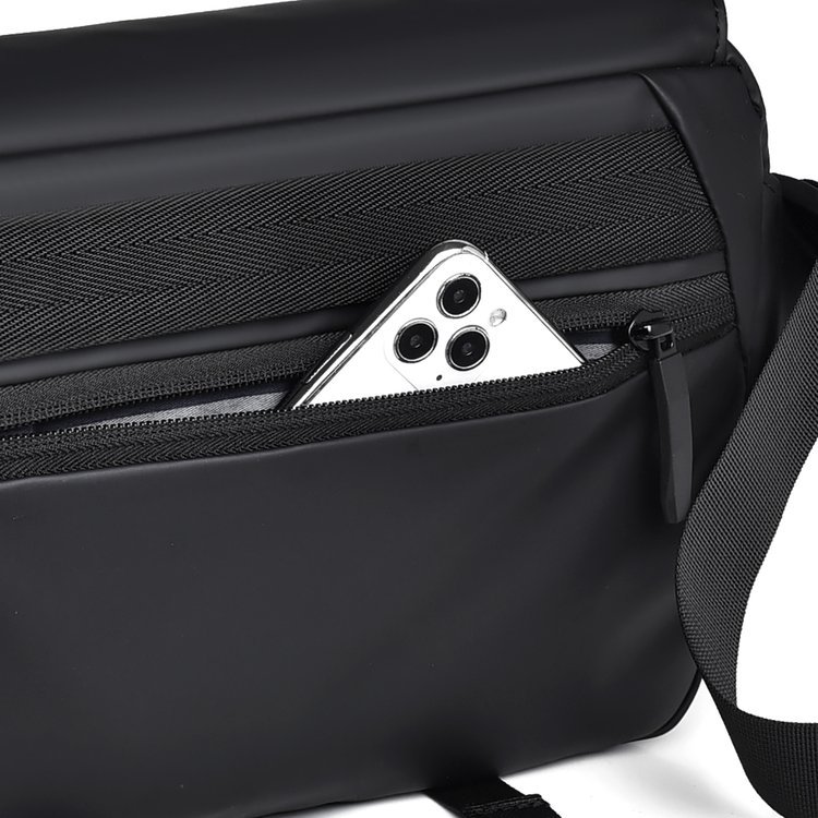 Private Label Mens Sling Bag for Fashion Retailers — 18