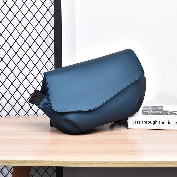 Private Label Mens Sling Bag for Fashion Retailers — 32