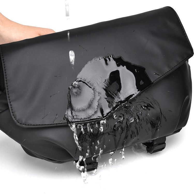Private Label Mens Sling Bag for Fashion Retailers — 35