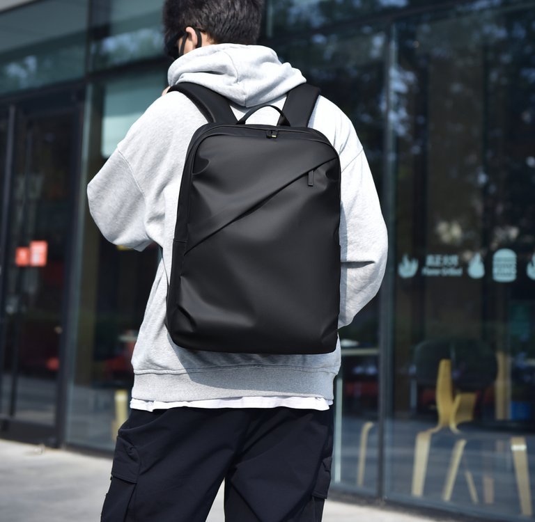 Bulk Supply School Backpack for Retail Sourcing — 37