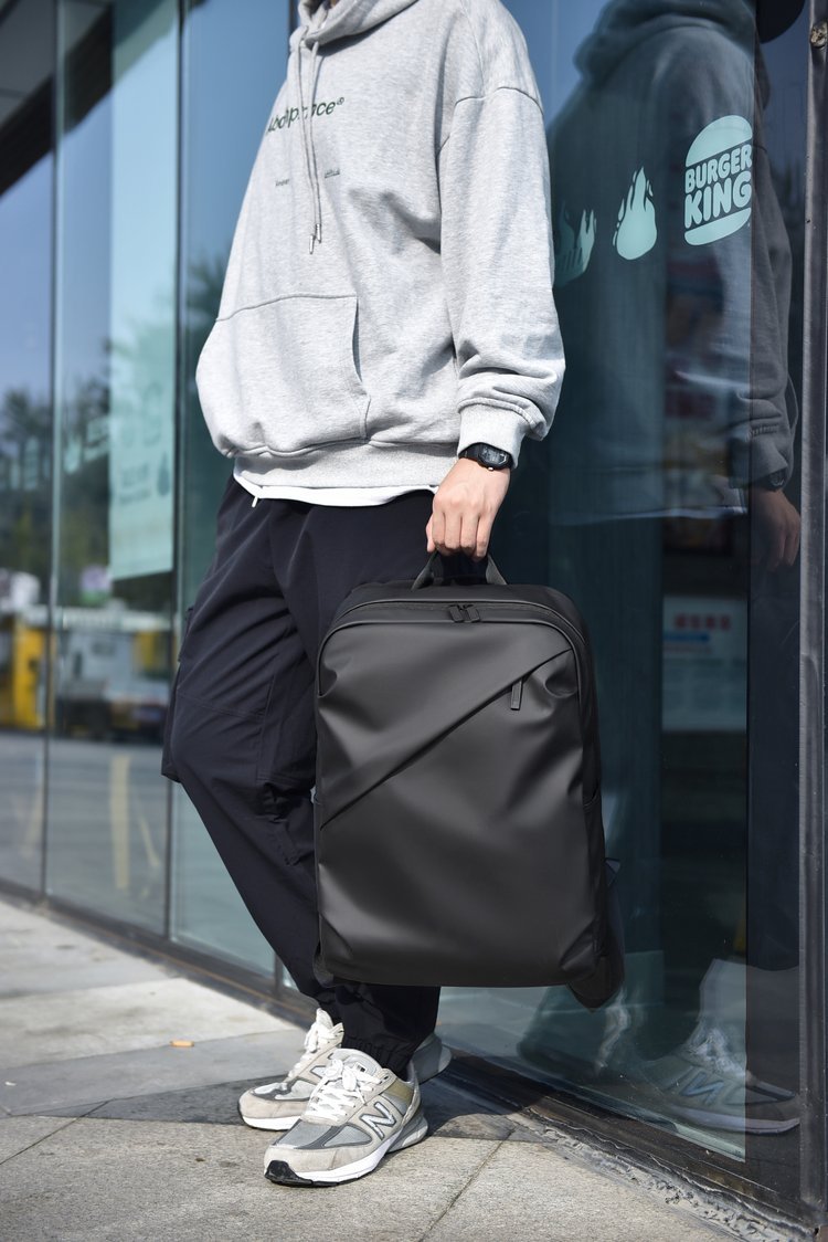 Bulk Supply School Backpack for Retail Sourcing — 40