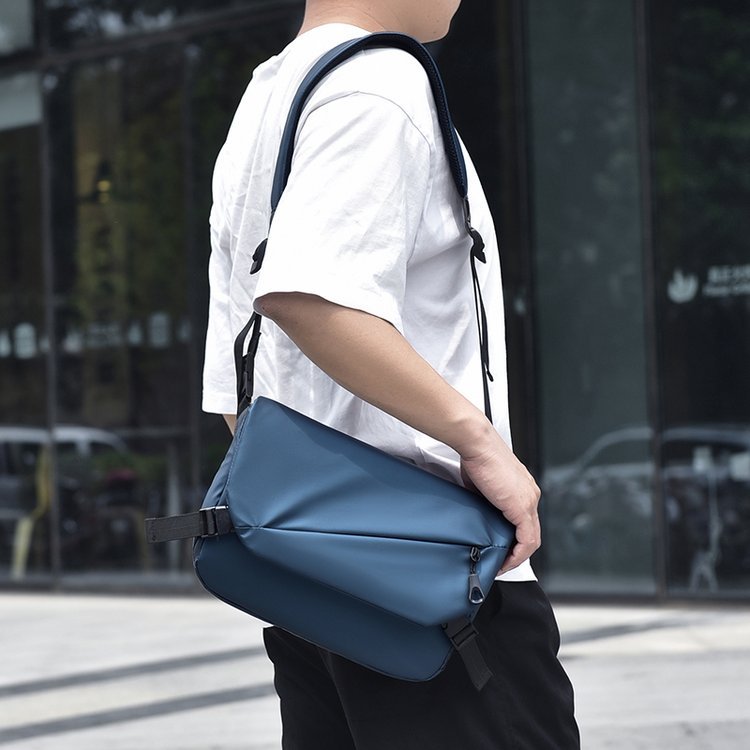 OEM Mens Messenger Bag for Bulk Wholesale Buyers — 21