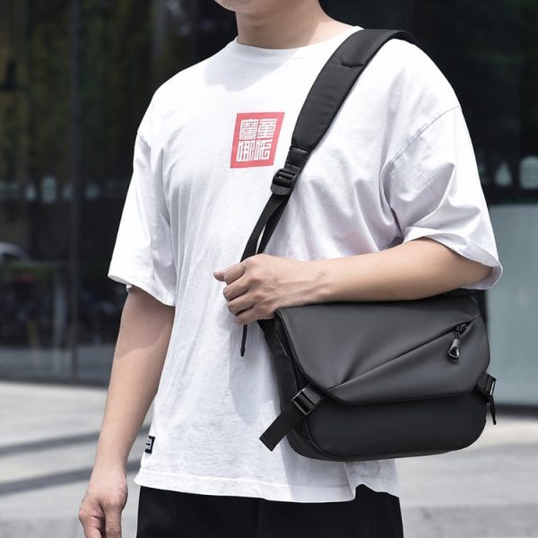 OEM Mens Messenger Bag for Bulk Wholesale Buyers