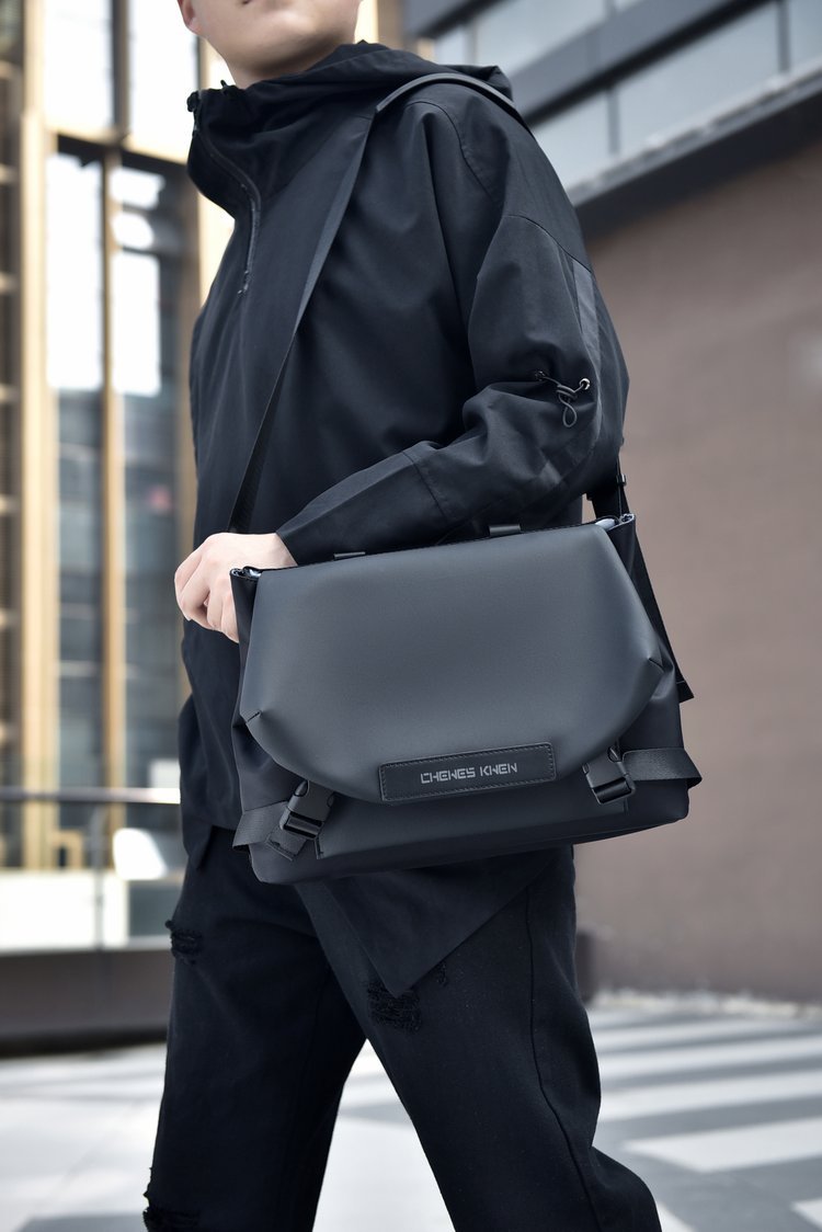 Custom Mens Business Bag for Custom Bag Projects — 34