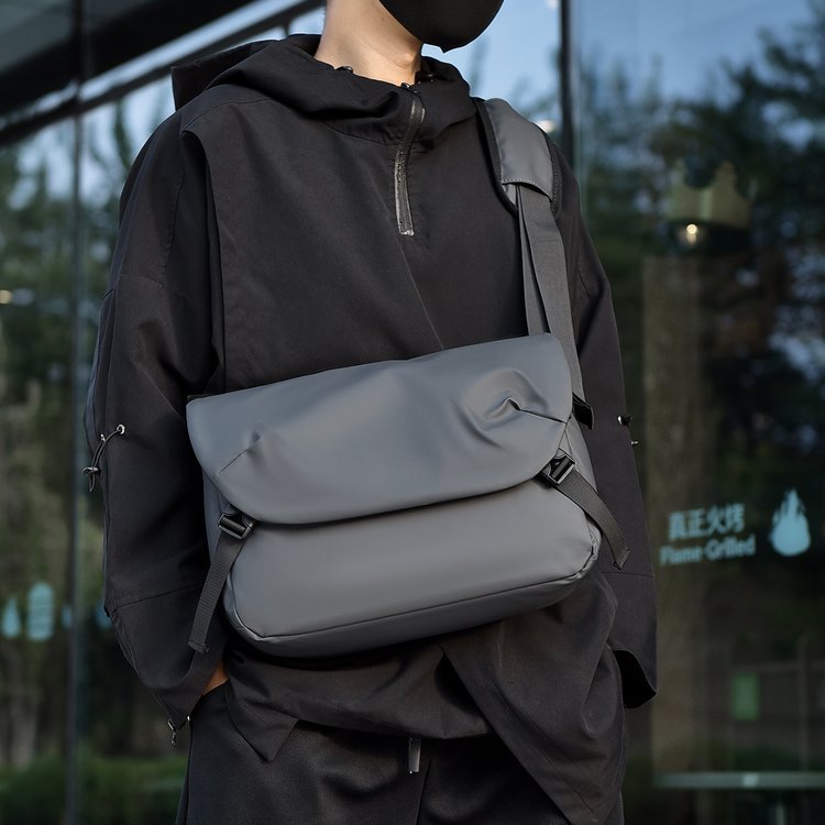 Factory Direct Mens Crossbody Bag for Retail Sourcing — 18