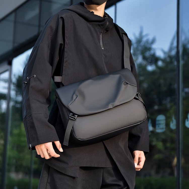 Factory Direct Mens Crossbody Bag for Retail Sourcing — 20