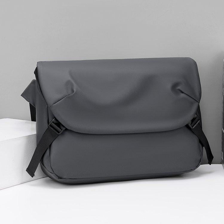 Factory Direct Mens Crossbody Bag for Retail Sourcing — 33