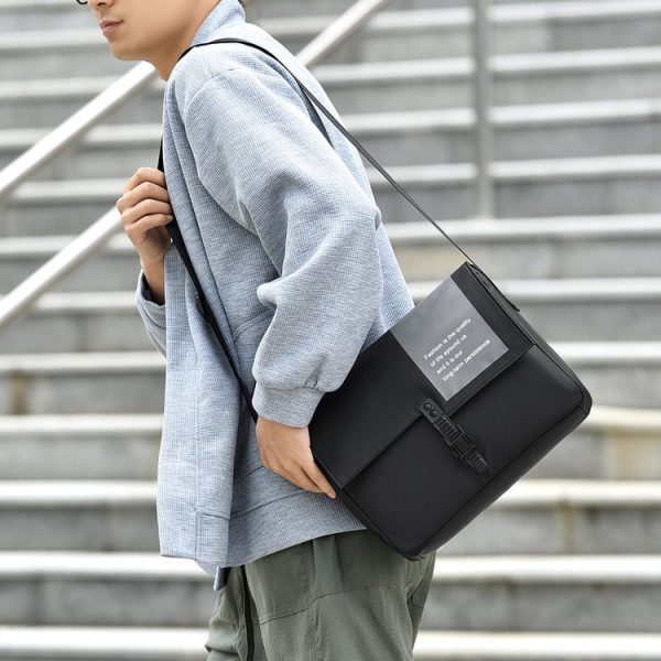 Wholesale Mens Messenger Bag for Retail Sourcing