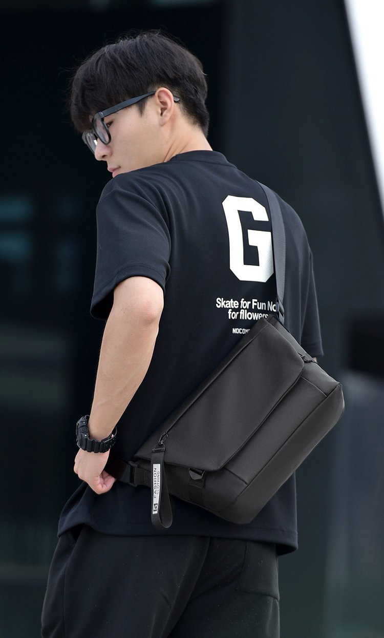 Custom Mens Messenger Bag for Bulk Wholesale Buyers — 6