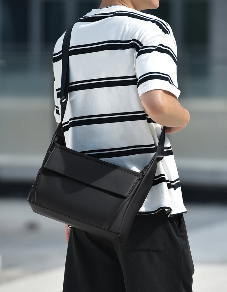 Private Label Mens Messenger Bag for Retail Sourcing — 15