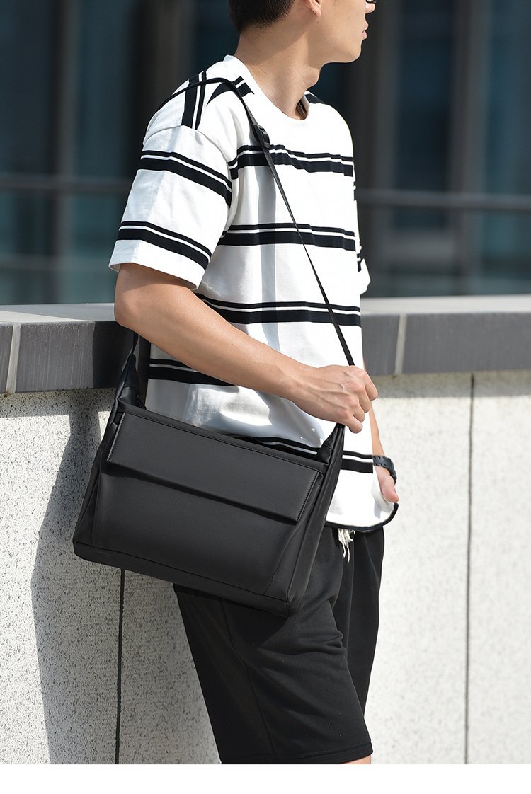 Private Label Mens Messenger Bag for Retail Sourcing — 19