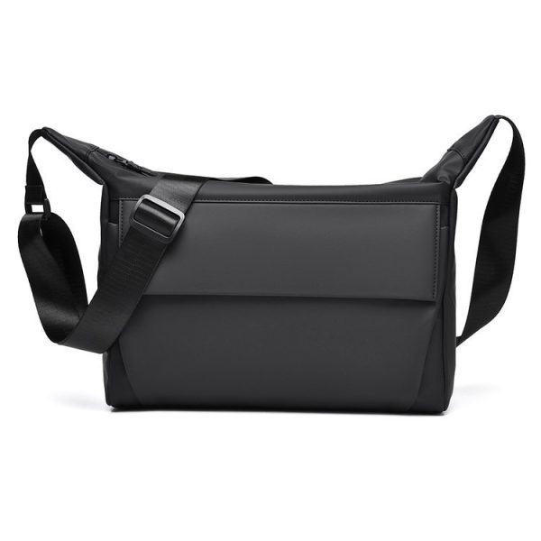 Private Label Mens Messenger Bag for Retail Sourcing