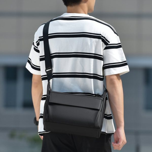 Private Label Mens Messenger Bag for Retail Sourcing