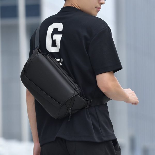 Wholesale Mens Sling Bag for Retail Sourcing