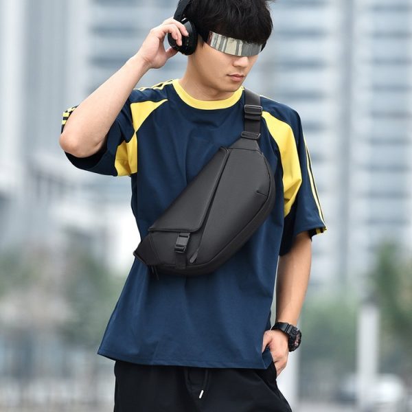 Factory Direct Mens Sling Bag for Retail Sourcing
