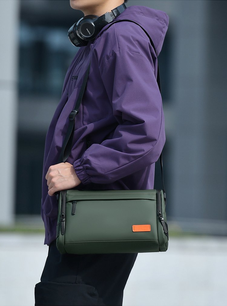 Wholesale Mens Messenger Bag for Brand Orders — 22