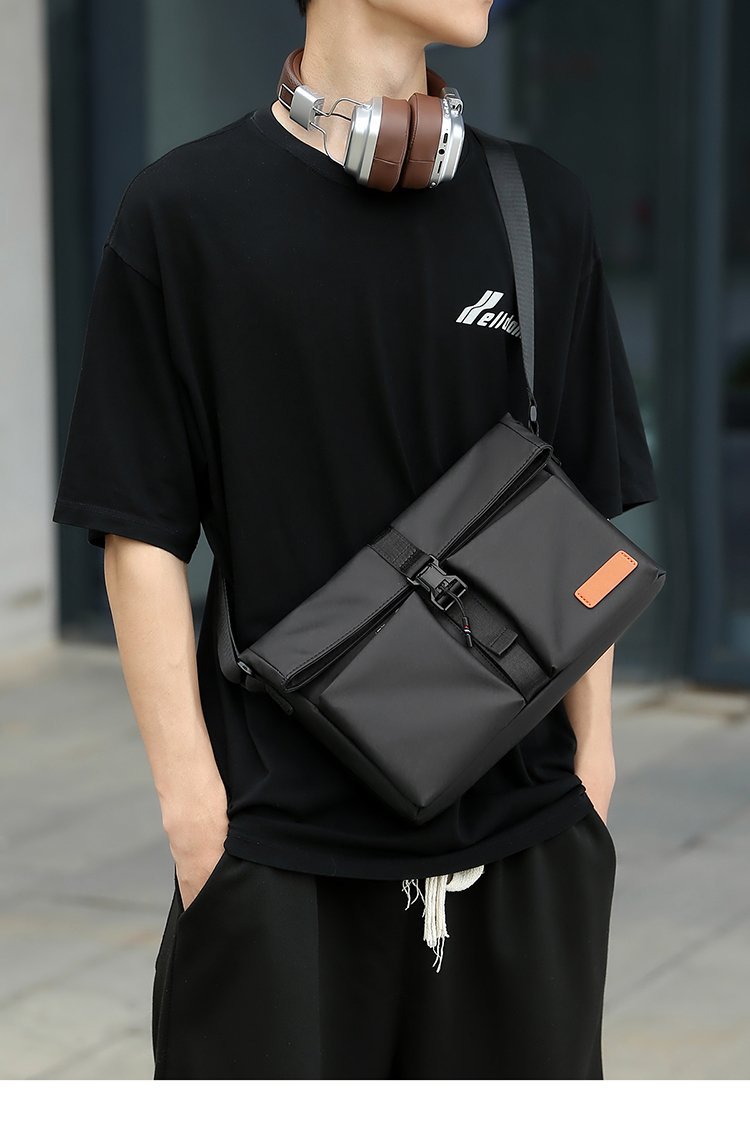 Custom Mens Messenger Bag for Boutique Supply — 17