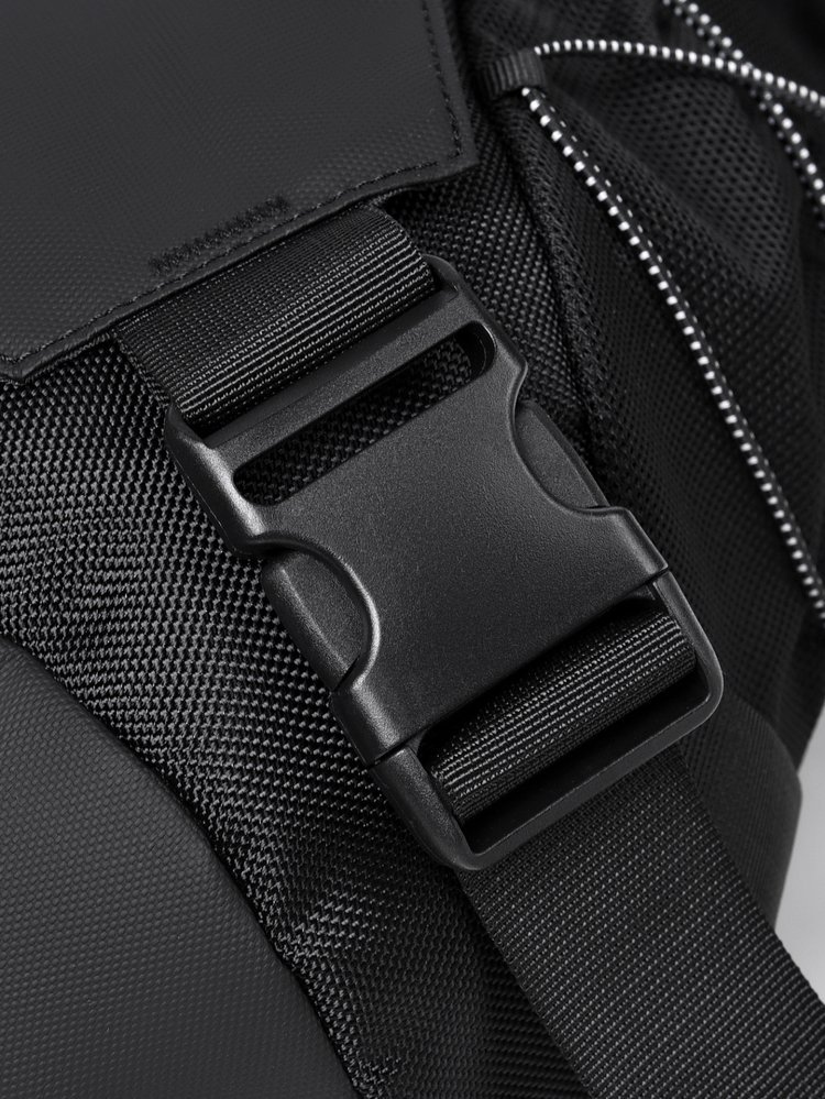 Wholesale Chest Sling Bag for Retail Sourcing — 39