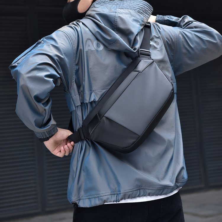 OEM Mens Sling Bag for Fashion Retailers — 2