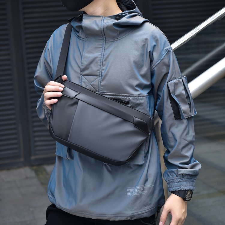 OEM Mens Sling Bag for Fashion Retailers — 3