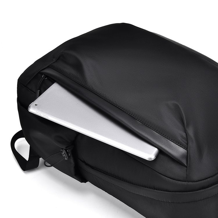 Mochila estudiantil al por mayor para uso escolar y diario — 30