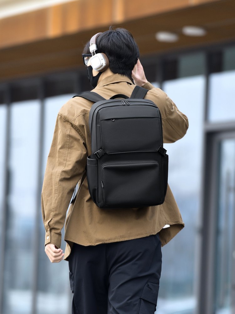 Custom Daily Backpack for Bulk Wholesale Buyers — 34