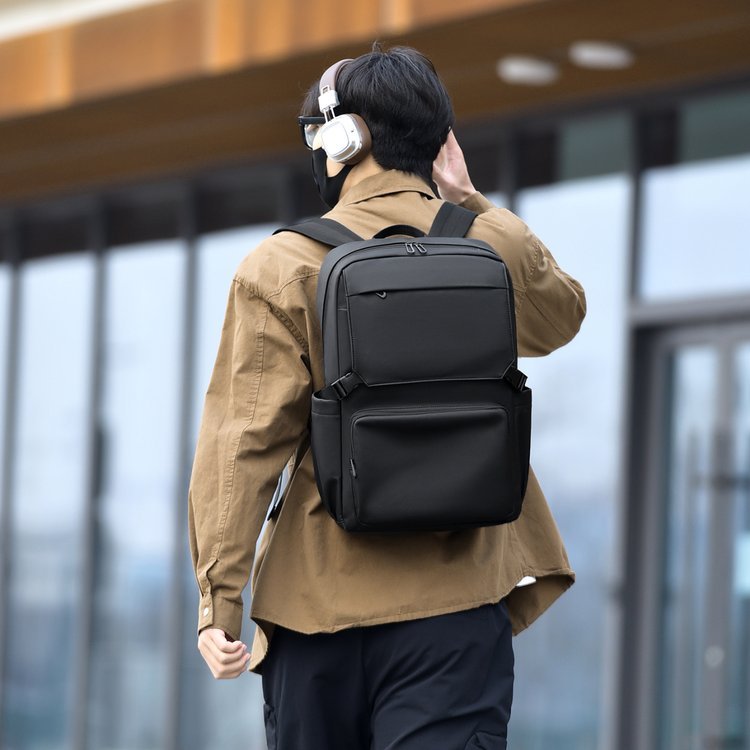 Custom Daily Backpack for Bulk Wholesale Buyers — 2