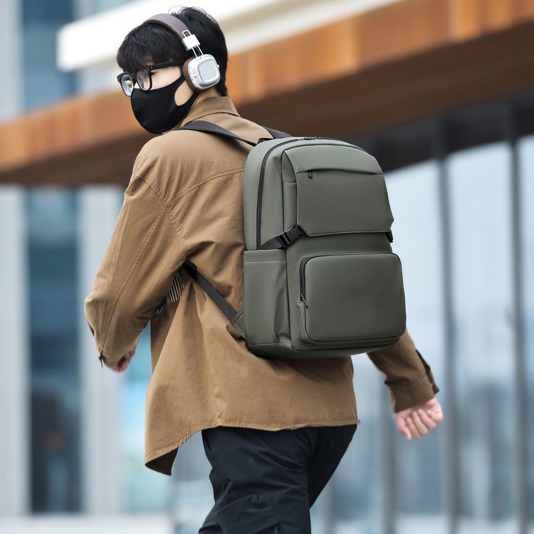 Custom Daily Backpack for Bulk Wholesale Buyers — 4