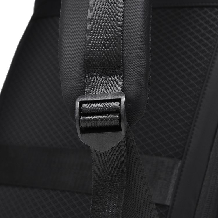 Wholesale Casual Backpack for Travel and Outdoor Use — 14