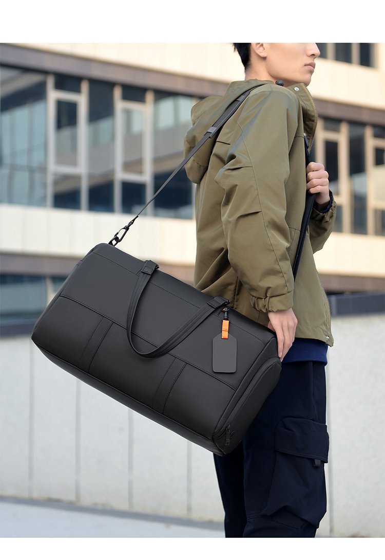 OEM Travel Duffel Bag for Fashion Retailers — 16