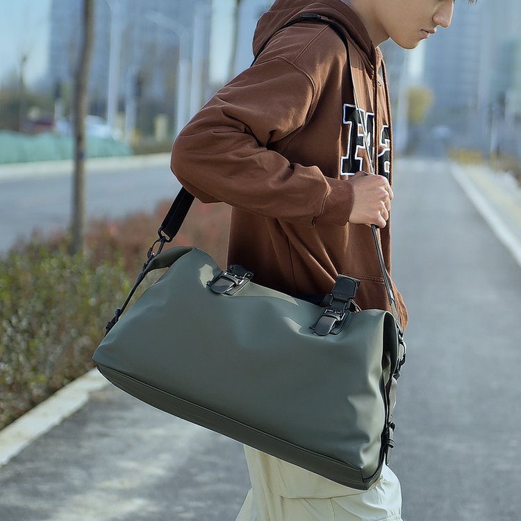 Private Label Travel Duffel Bag for Bulk Wholesale Buyers — 35