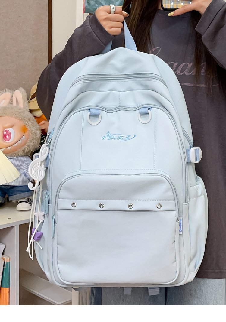 Bulk Supply Casual Backpack for Retail Sourcing — 16